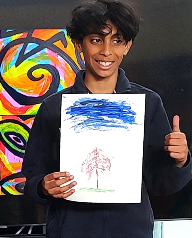 present art to peers to develop SEL and EQ and benefits of group art therapy